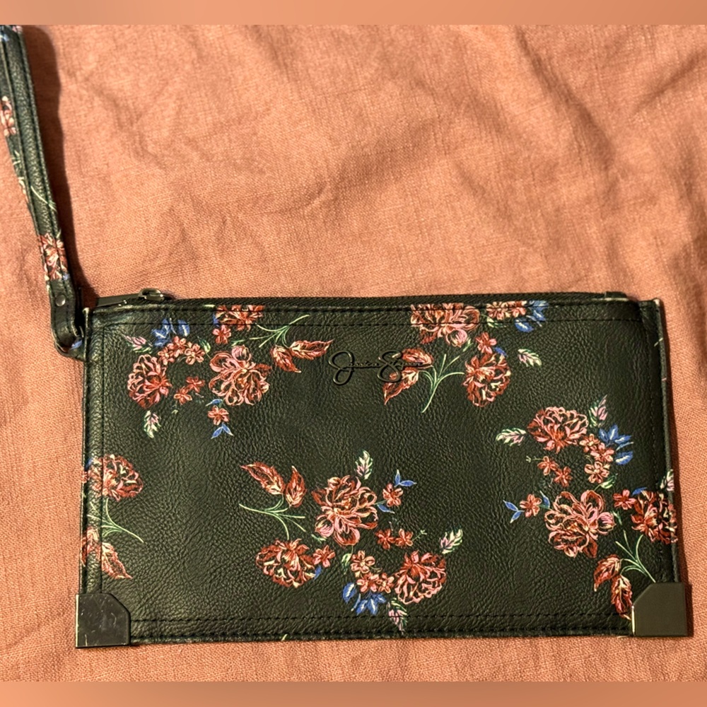 Jessica Simpson - Floral Black Wristlet